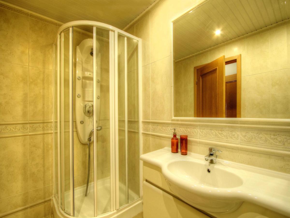 דירות שטובל Balcony With View, Private Garage, An Elevator מראה חיצוני תמונה